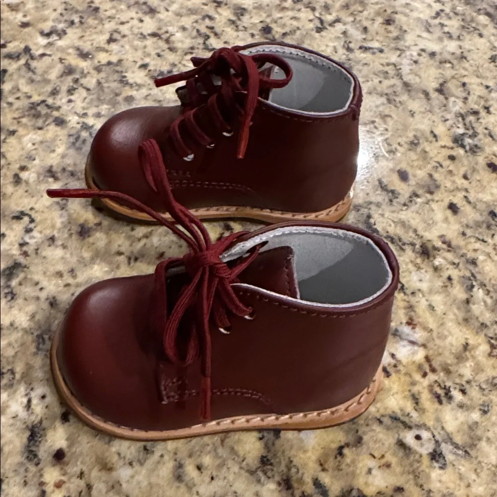 Josmo Maroon/Brown Leather Walker Footwear Size 2 - Picture 8 of 10
